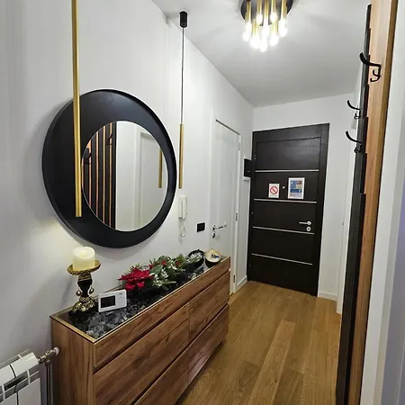 La Luna Lux Luna Апартаменты